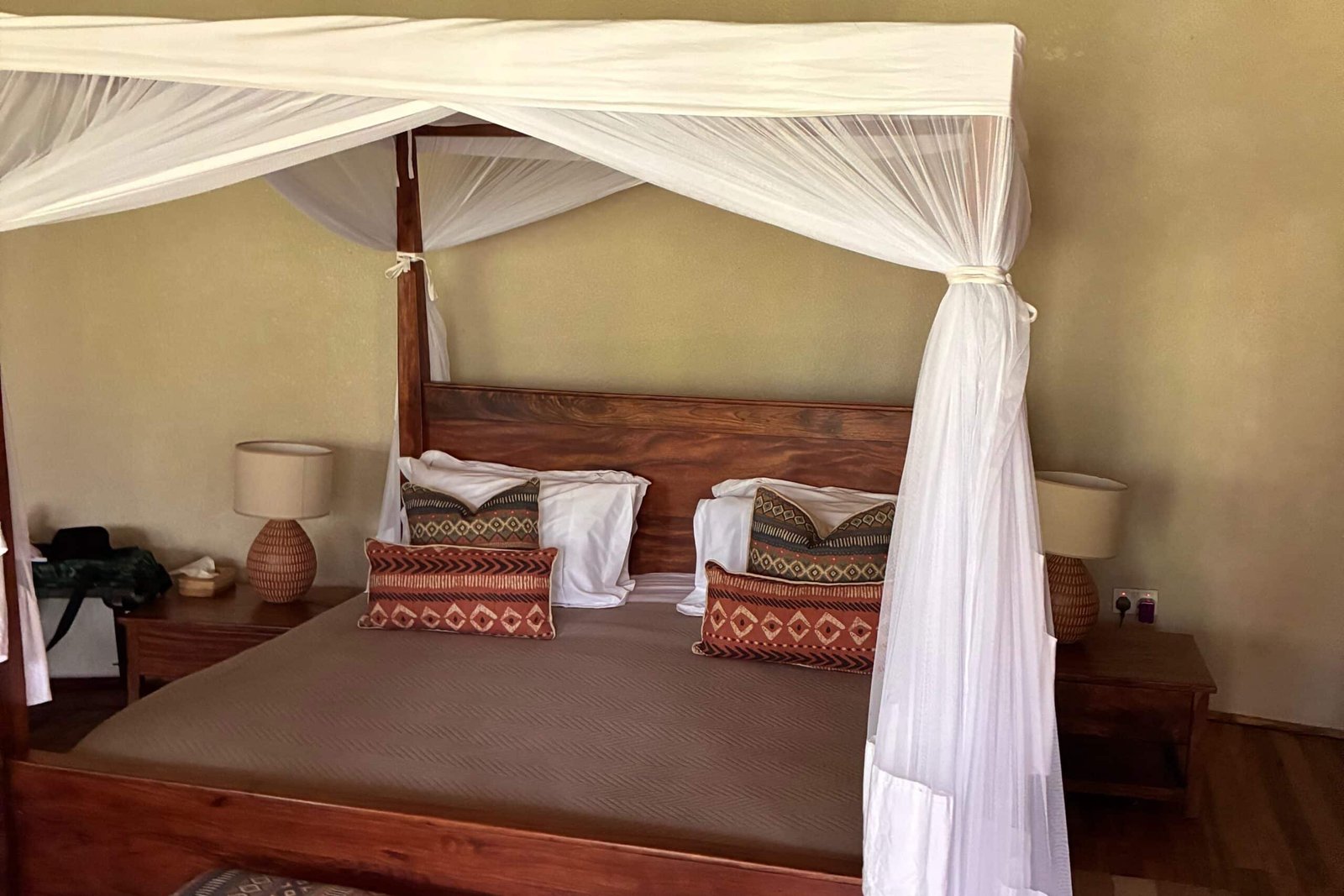 Mahogany-Springs-Lodge-double